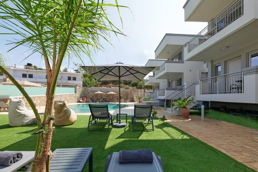 Superior Family Apartment W/Pool Dining Area Stavromenos Buitenkant foto